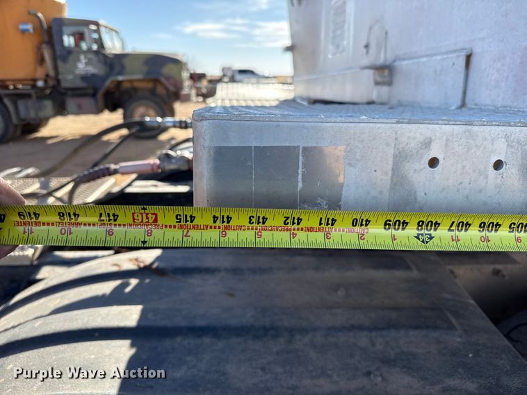 image for item EP2729 2009 Trailstar end dump trailer