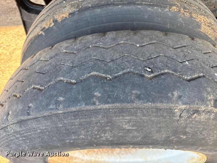 image for item EP2729 2009 Trailstar end dump trailer