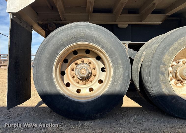 image for item EP2729 2009 Trailstar end dump trailer