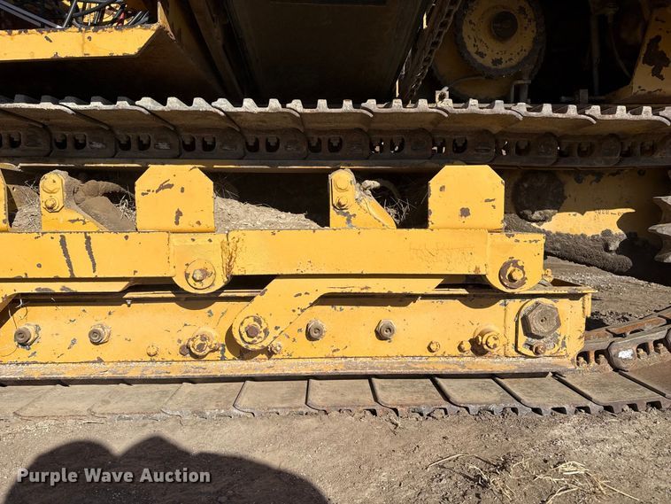 image for item EP2750 1982 Vermeer T-600D trencher