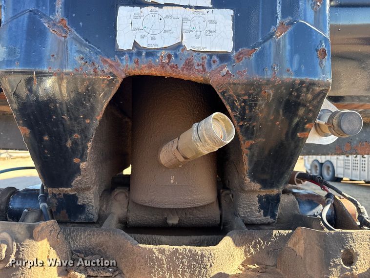 image for item EP2752 1999 Clement Fleetstar end dump trailer