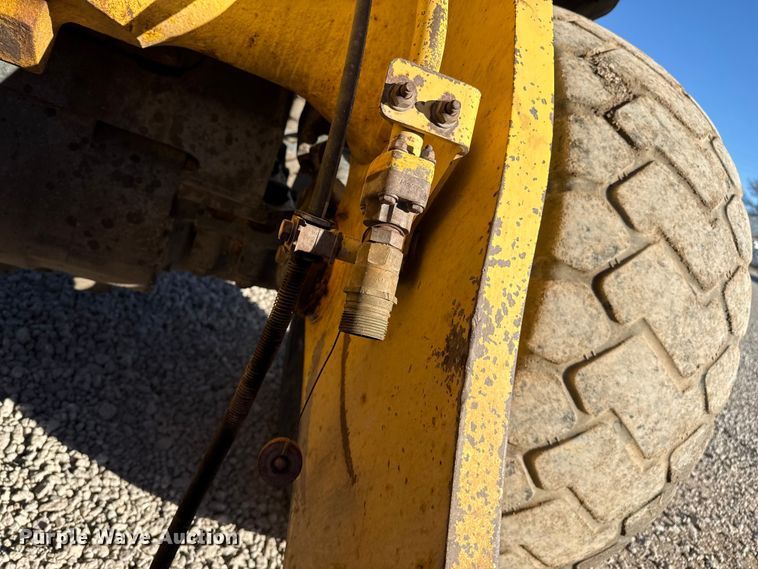 image for item EP2761 2018 Komatsu WA320-8 wheel loader