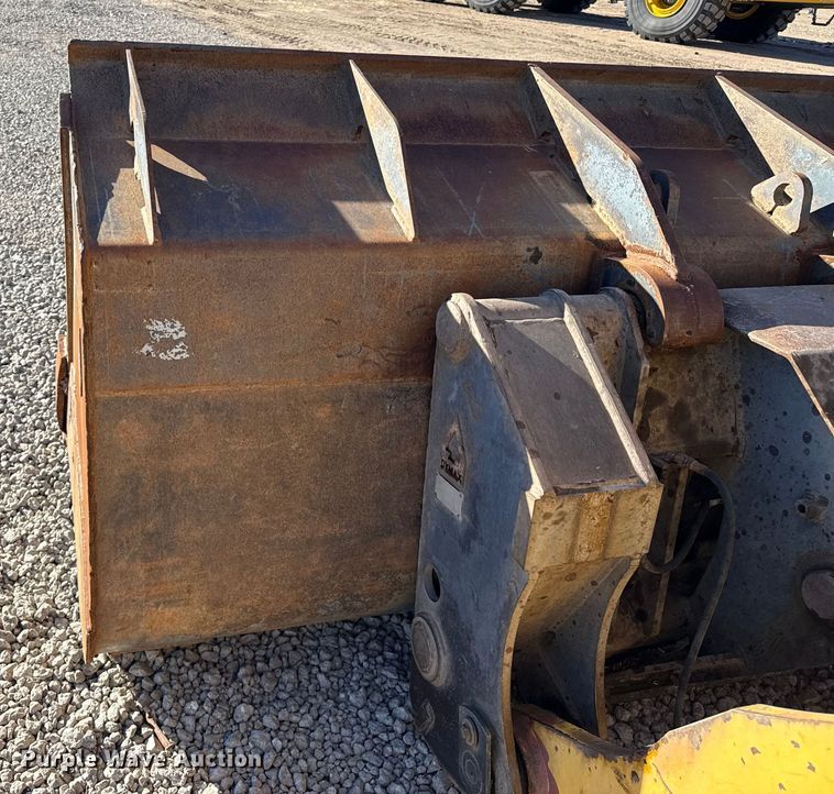 image for item EP2761 2018 Komatsu WA320-8 wheel loader