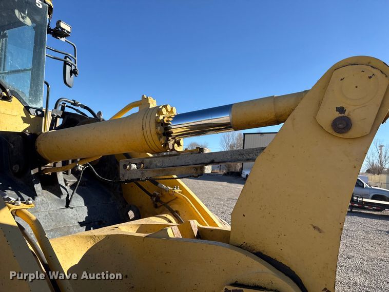 image for item EP2761 2018 Komatsu WA320-8 wheel loader