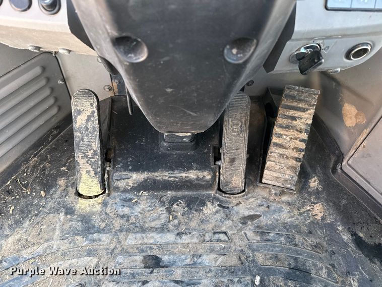 image for item EP2761 2018 Komatsu WA320-8 wheel loader