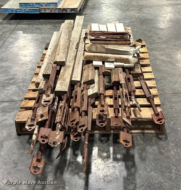 image for item ER0357 Concrete forms