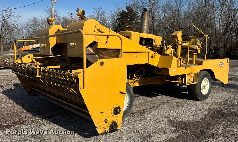 image for item ER0366 Etnyre chip spreader