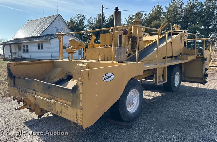 image for item ER0366 Etnyre chip spreader