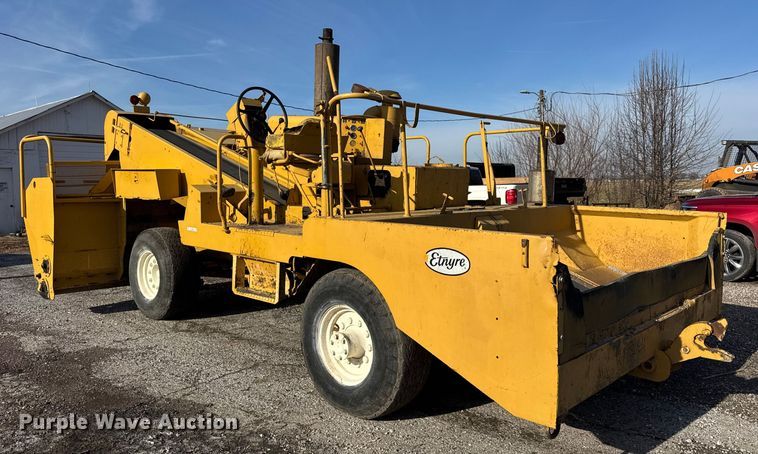 image for item ER0366 Etnyre chip spreader