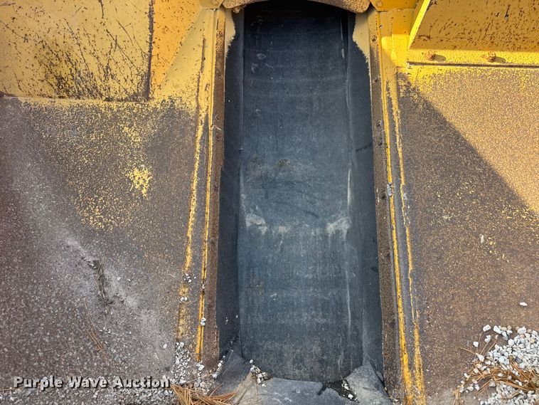 image for item ER0366 Etnyre chip spreader