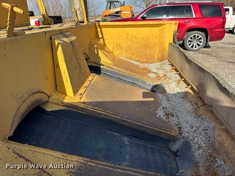 image for item ER0366 Etnyre chip spreader