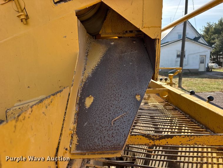 image for item ER0366 Etnyre chip spreader