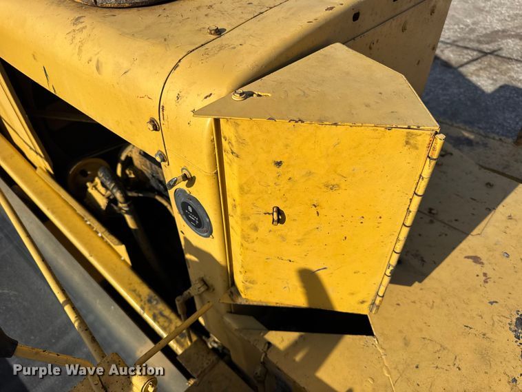 image for item ER0366 Etnyre chip spreader