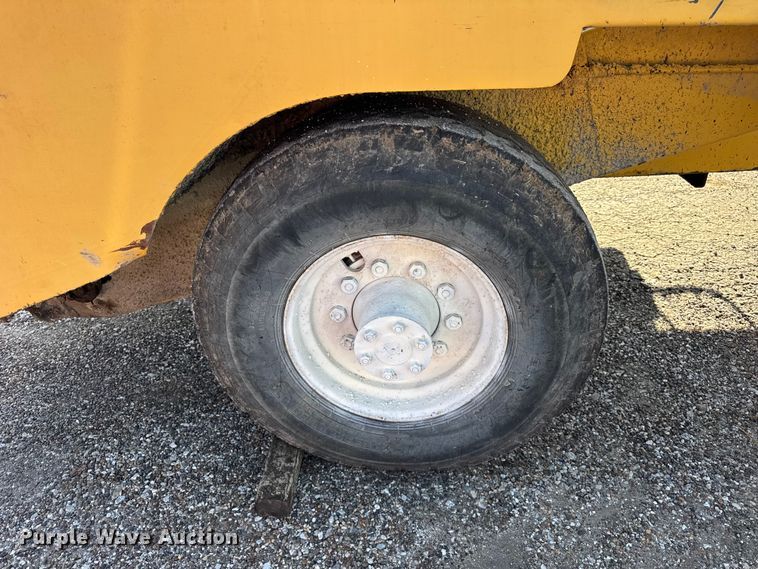 image for item ER0366 Etnyre chip spreader