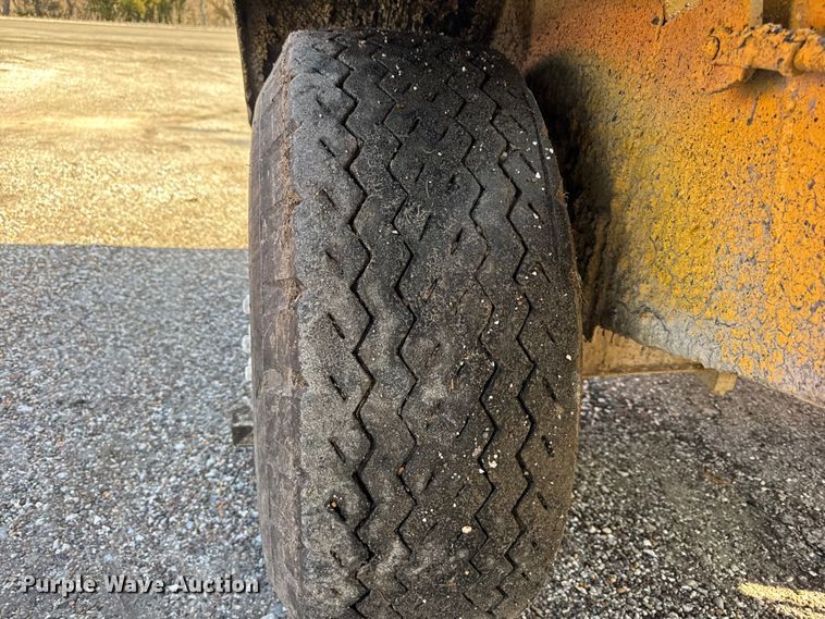 image for item ER0366 Etnyre chip spreader