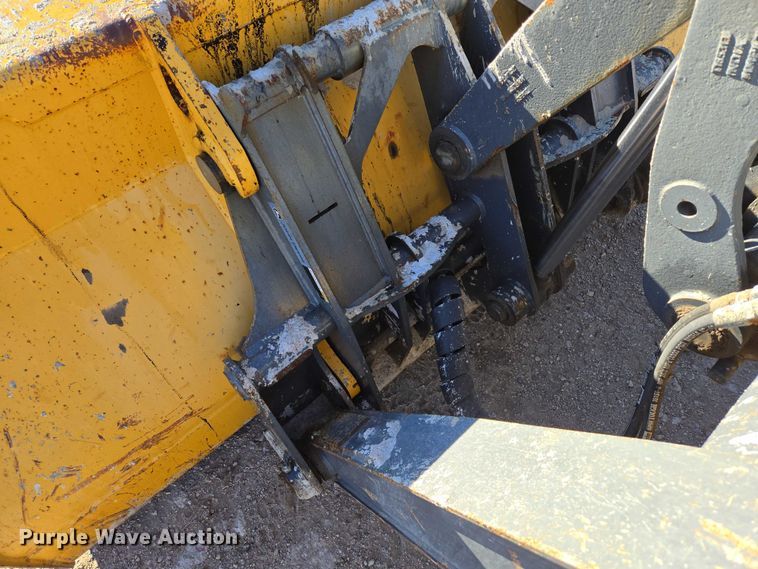 image for item ES2664 2015 John Deere 310SL HL backhoe