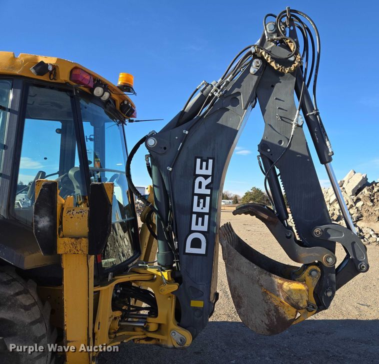 image for item ES2664 2015 John Deere 310SL HL backhoe