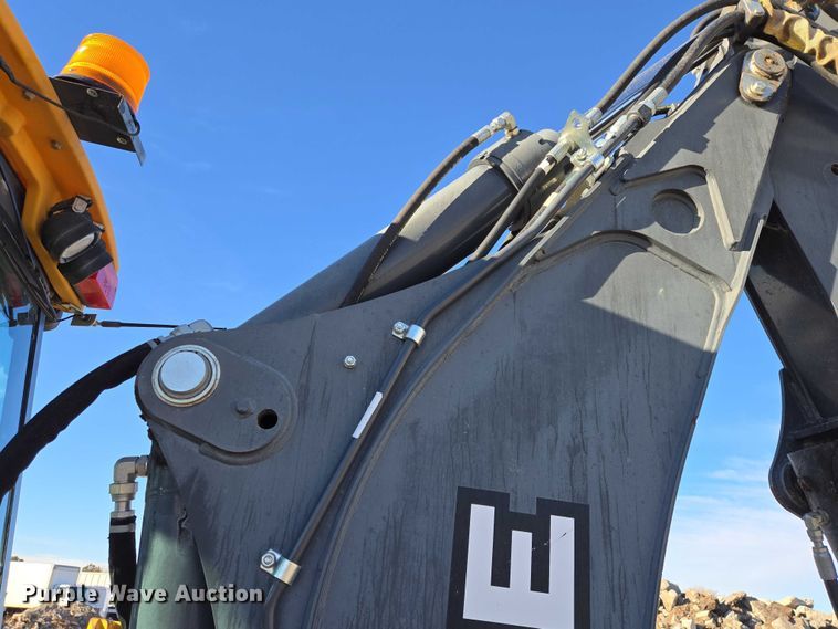 image for item ES2664 2015 John Deere 310SL HL backhoe