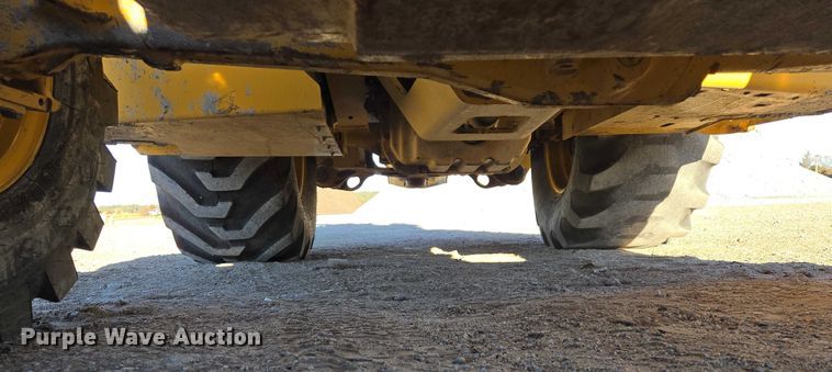 image for item ES2664 2015 John Deere 310SL HL backhoe