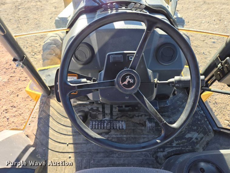 image for item ES2664 2015 John Deere 310SL HL backhoe