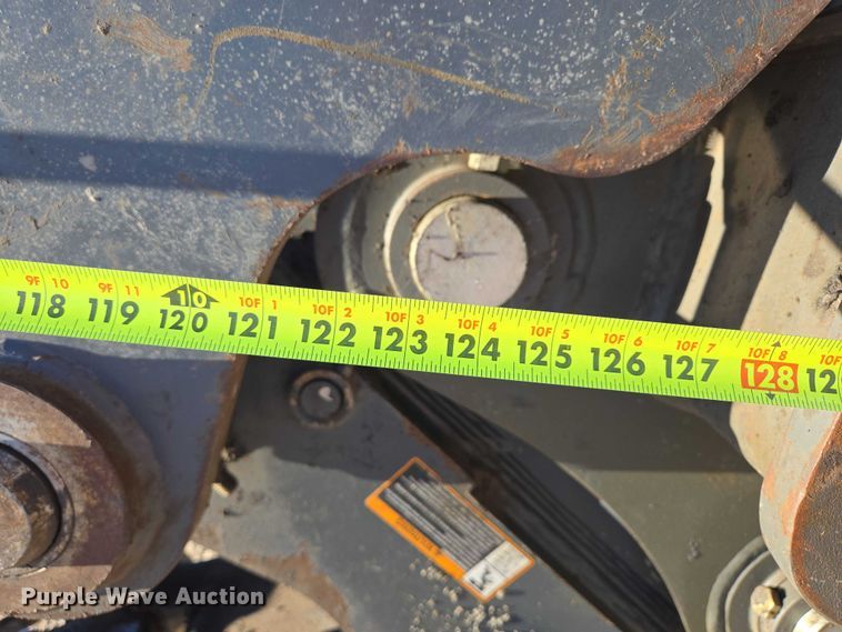 image for item ES2665 2014 John Deere 245G LC excavator