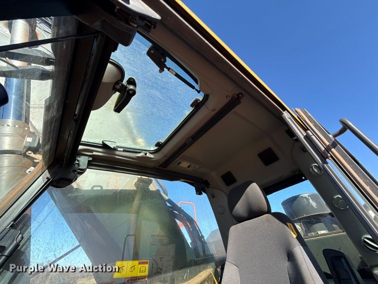 image for item ES5513 2021 Volvo EC480EL excavator