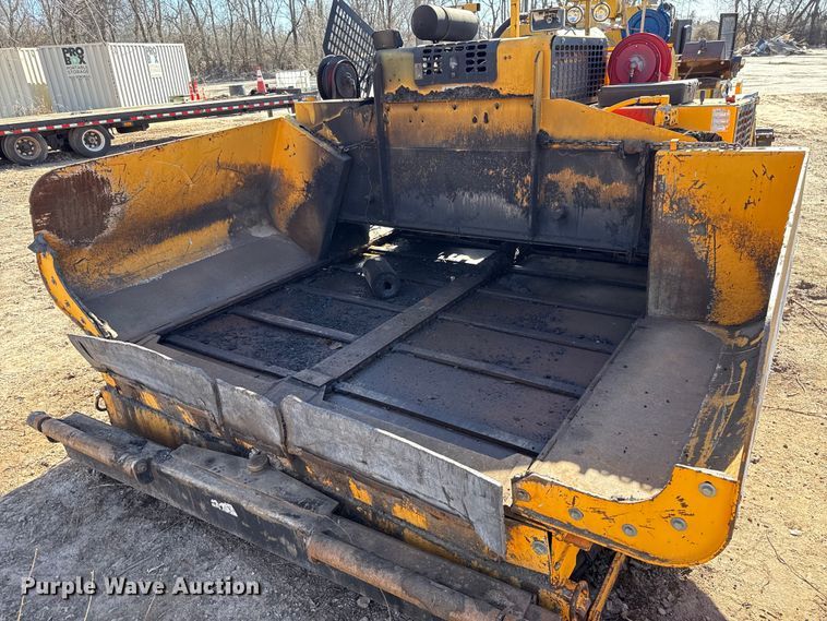 image for item ES5615 2007 Lee-Boy 8515 paver
