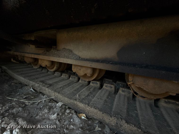 image for item ES5615 2007 Lee-Boy 8515 paver