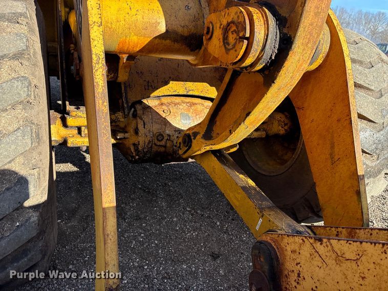 image for item ES8500 1995 John Deere 544G wheel loader