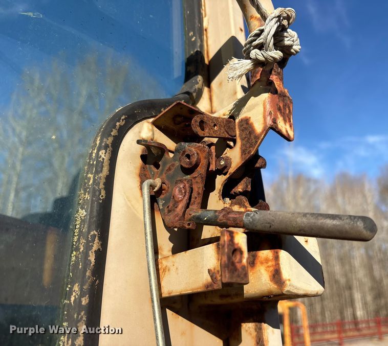 image for item ES8500 1995 John Deere 544G wheel loader