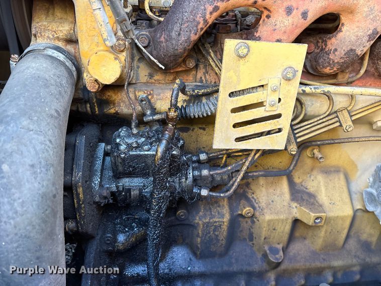 image for item ES8500 1995 John Deere 544G wheel loader