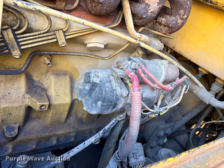 image for item ES8500 1995 John Deere 544G wheel loader