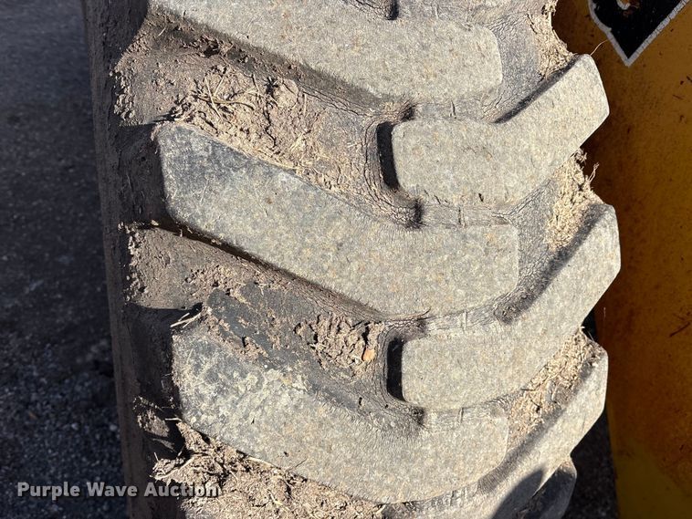 image for item ES8500 1995 John Deere 544G wheel loader