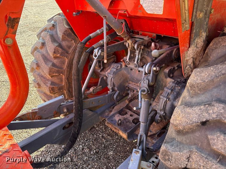 image for item ES8501 Kioti DK35SE MFWD tractor