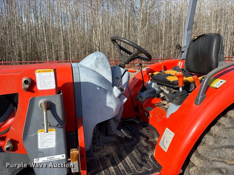 image for item ES8501 Kioti DK35SE MFWD tractor