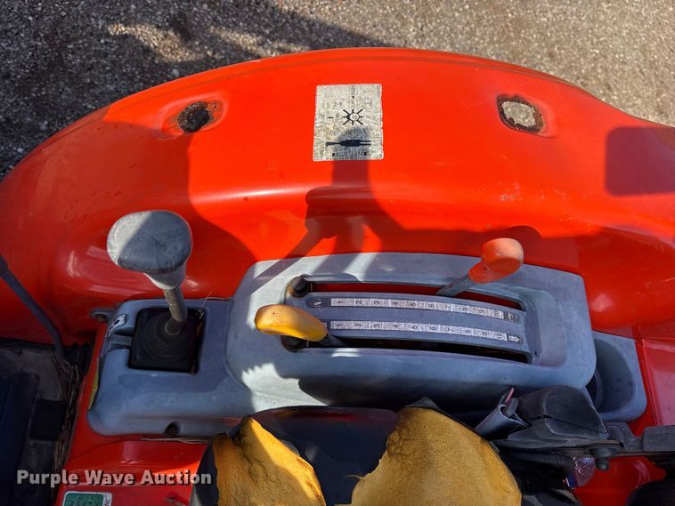 image for item ES8501 Kioti DK35SE MFWD tractor