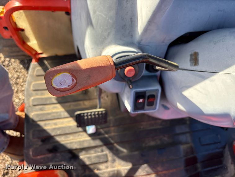 image for item ES8501 Kioti DK35SE MFWD tractor