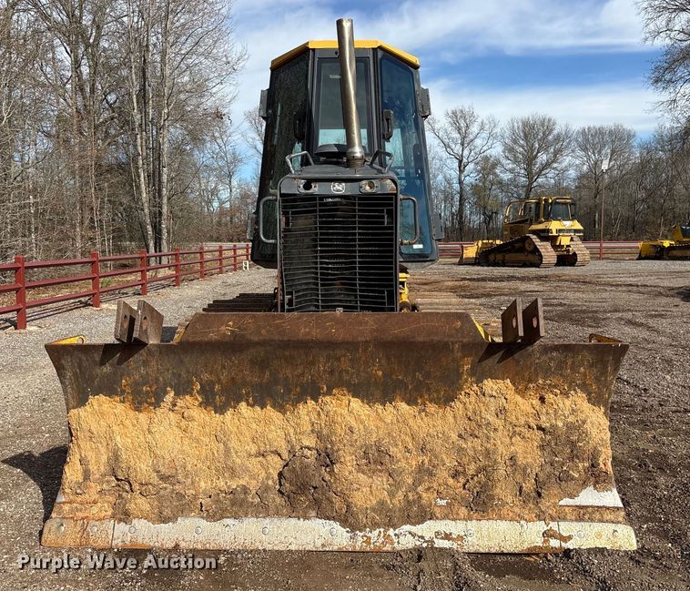 image for item ES8502 2005 John Deere 650J LT dozer