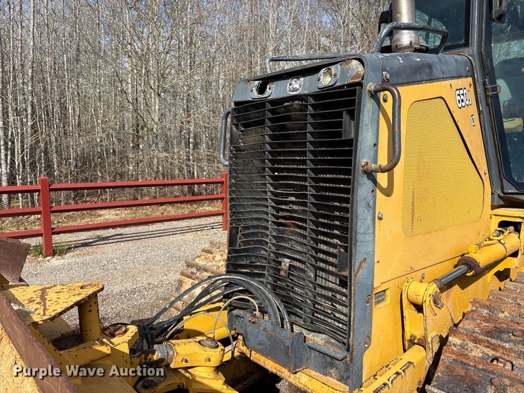 image for item ES8502 2005 John Deere 650J LT dozer