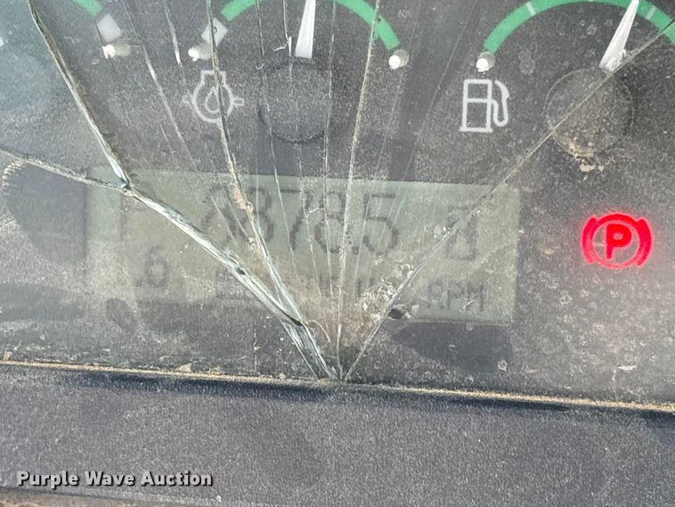 image for item ES8502 2005 John Deere 650J LT dozer