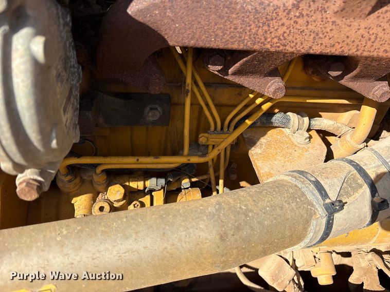 image for item ES8502 2005 John Deere 650J LT dozer