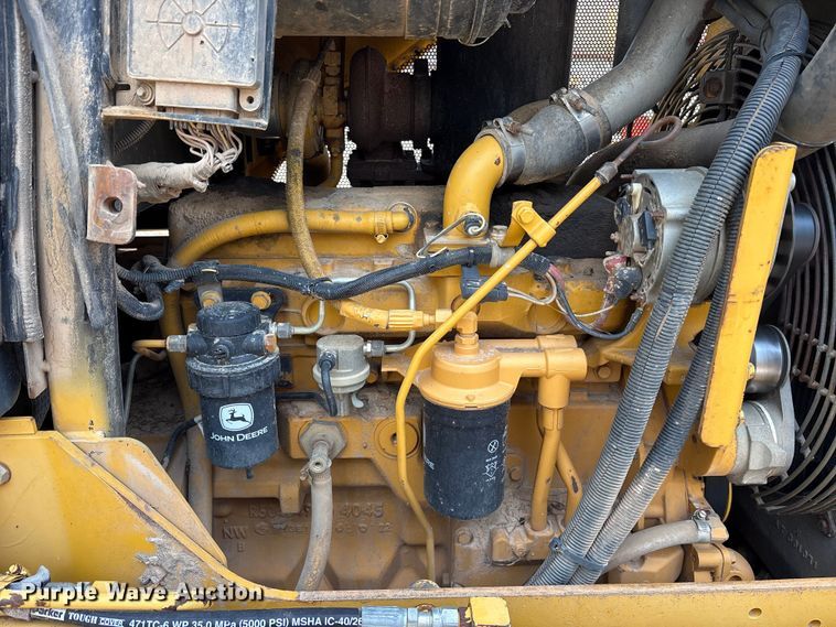 image for item ES8502 2005 John Deere 650J LT dozer