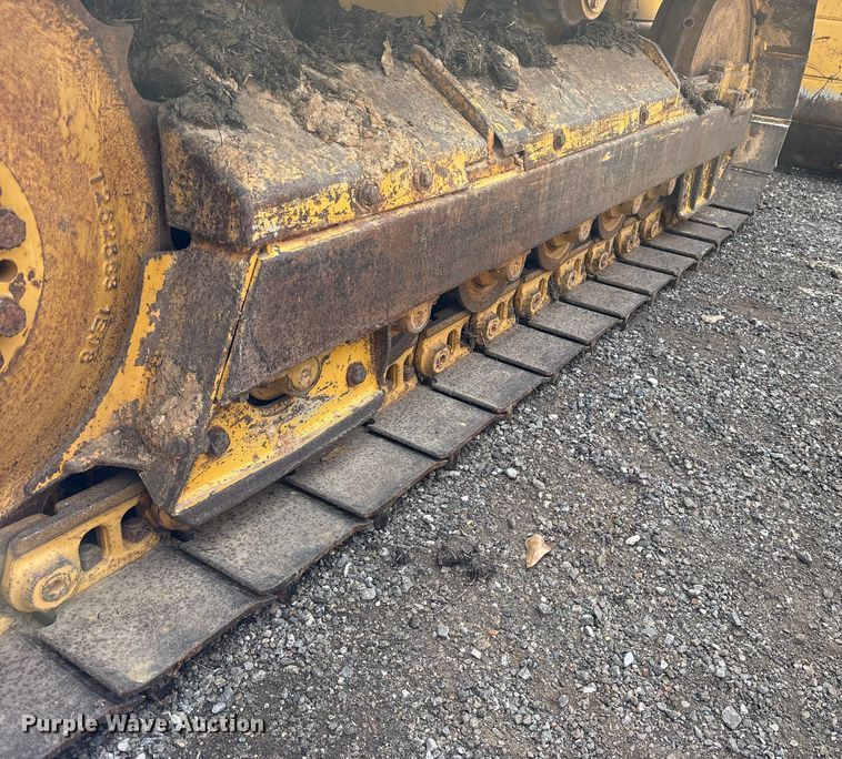 image for item ES8502 2005 John Deere 650J LT dozer