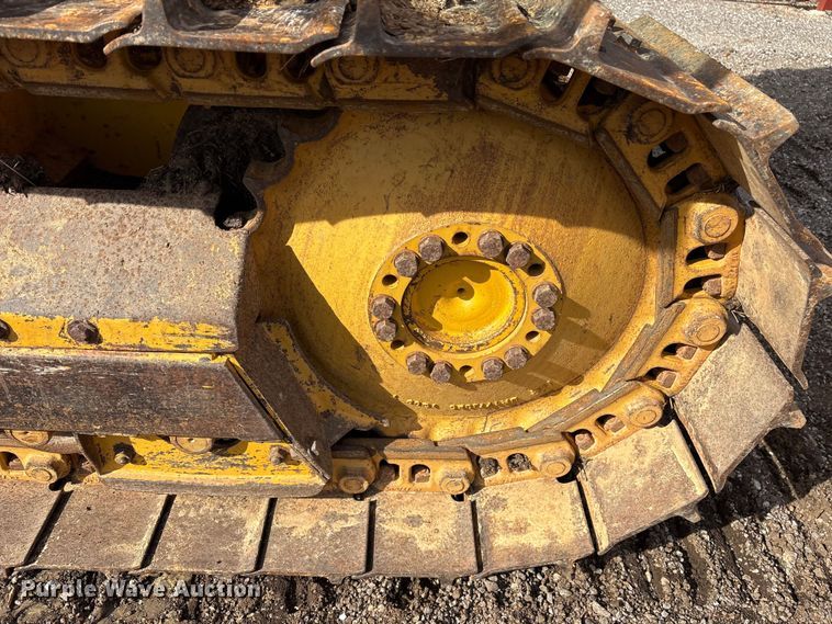 image for item ES8502 2005 John Deere 650J LT dozer