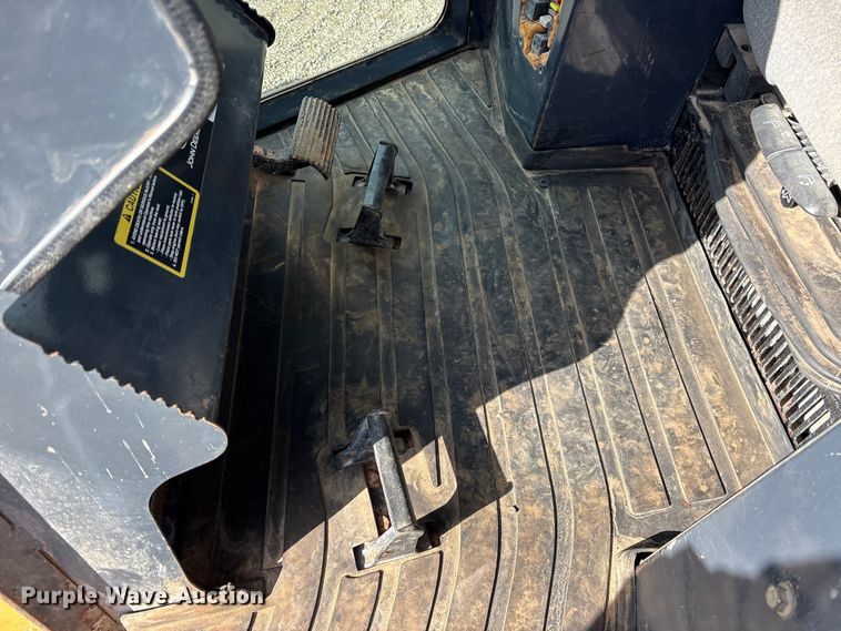 image for item ES8503 2006 John Deere 550J LT dozer
