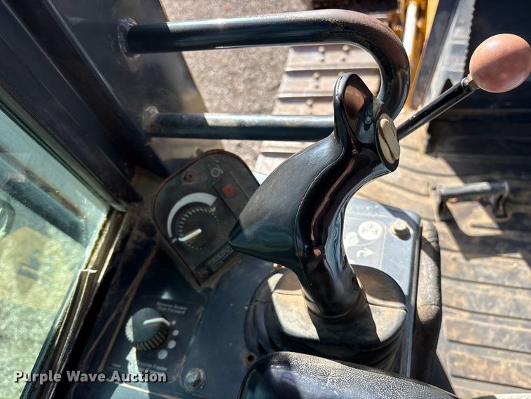 image for item ES8503 2006 John Deere 550J LT dozer