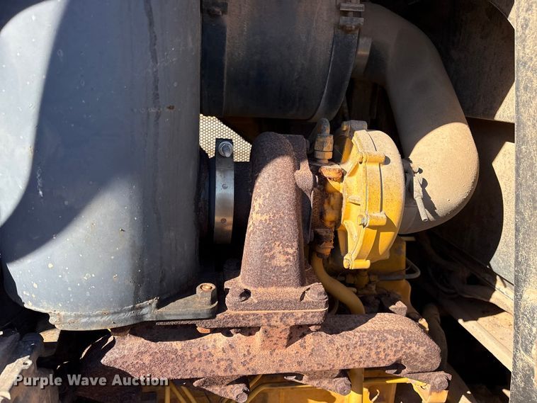 image for item ES8503 2006 John Deere 550J LT dozer