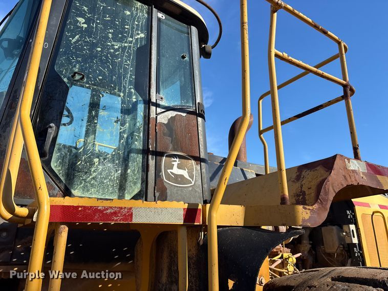 image for item ES8504 2007 John Deere 844J wheel loader