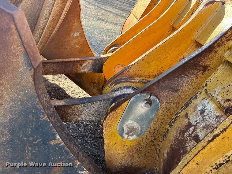 image for item ES8504 2007 John Deere 844J wheel loader