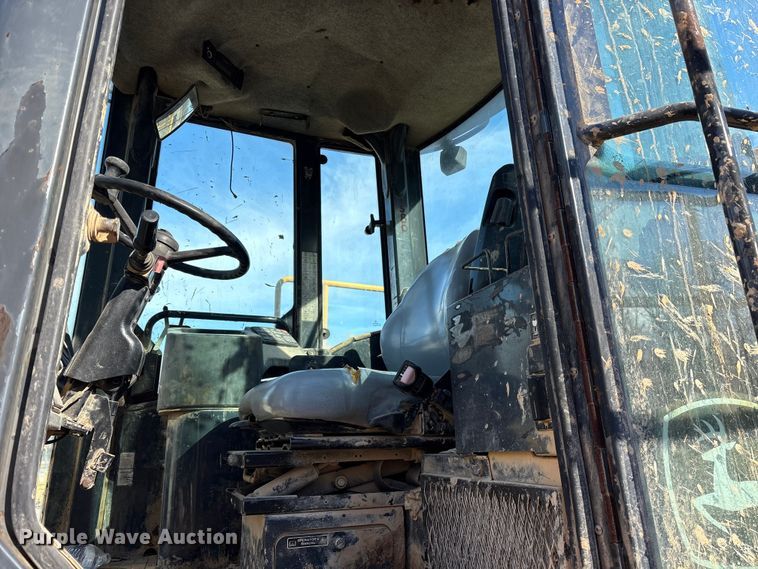 image for item ES8504 2007 John Deere 844J wheel loader